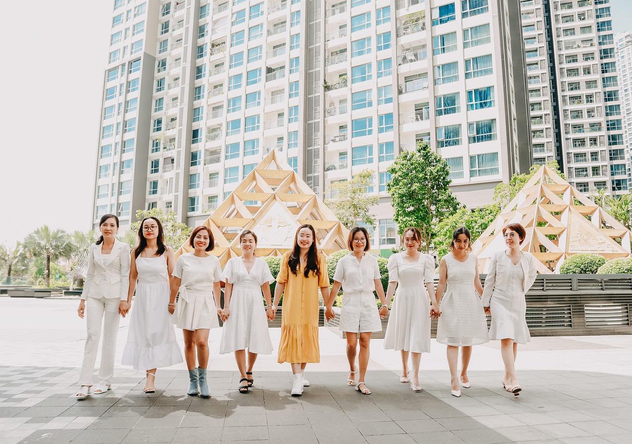 私人vx号买卖：代理工商注册收费多少一年